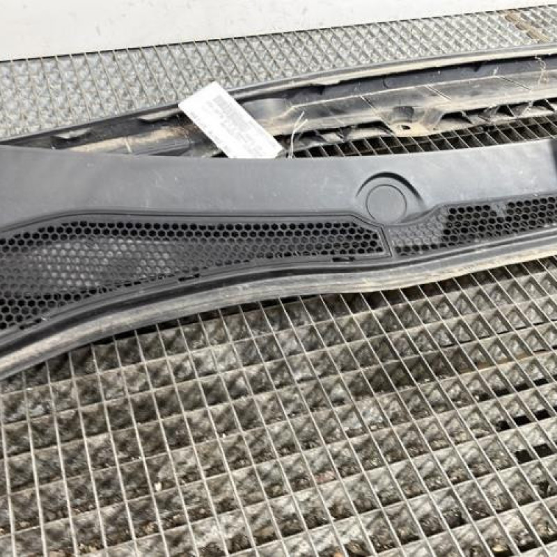 Baie de pare brise PEUGEOT 2008 1 Photo n°2