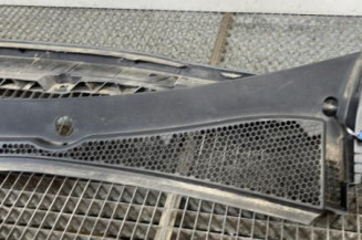 Baie de pare brise PEUGEOT 2008 1