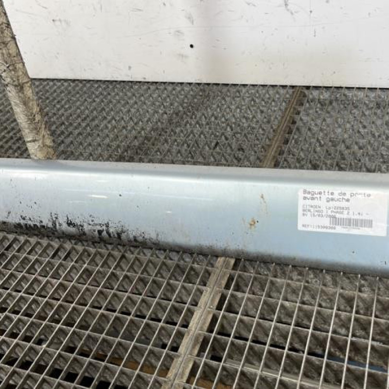 Baguette de porte avant gauche CITROEN BERLINGO 1 Photo n°3
