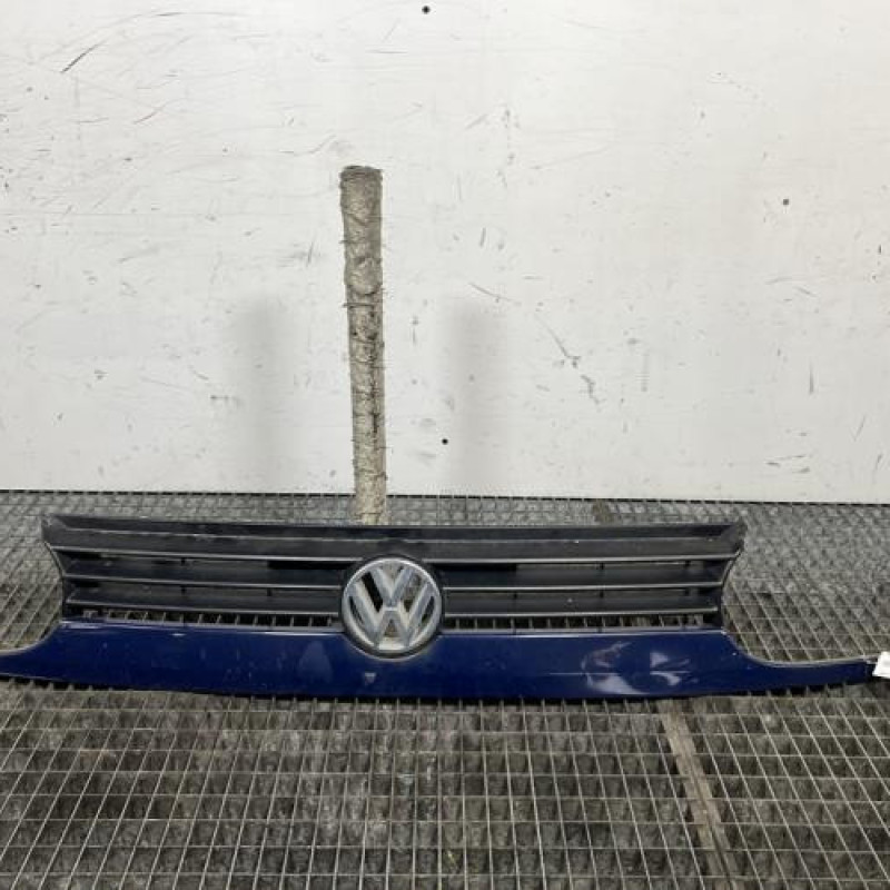 Calandre VOLKSWAGEN GOLF 3 Photo n°1