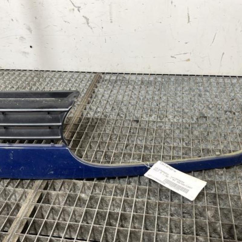 Calandre VOLKSWAGEN GOLF 3 Photo n°3