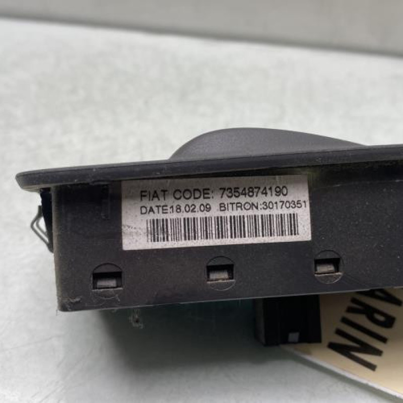 Interrupteur de leve vitre avant gauche CITROEN JUMPER 3 Photo n°3