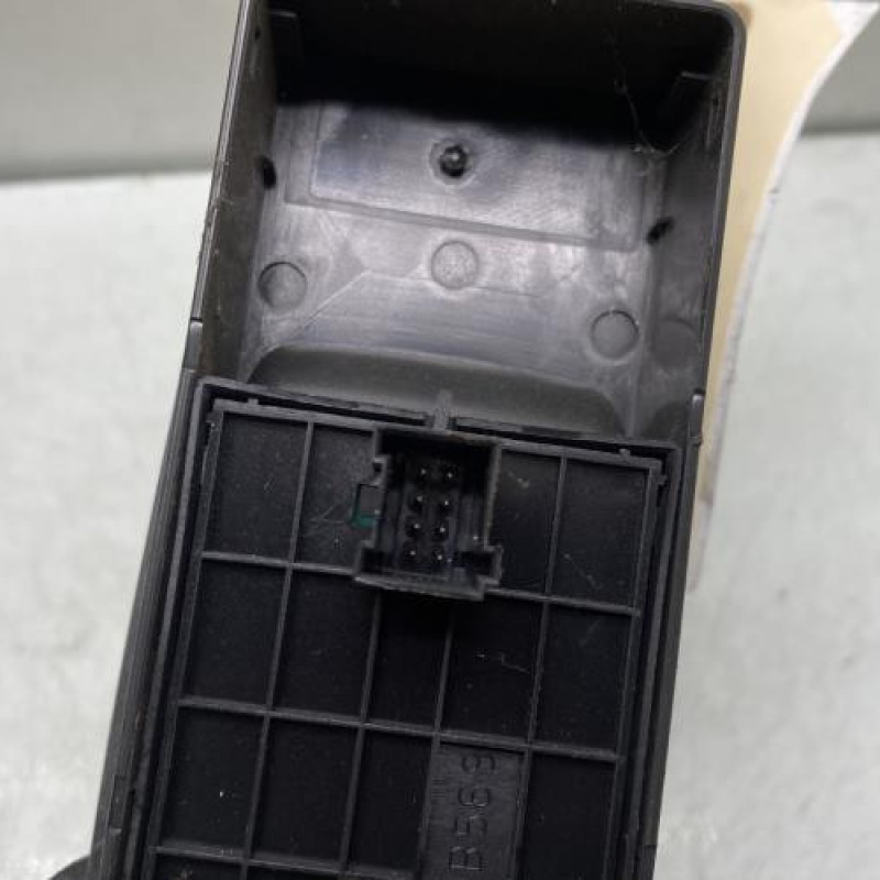 Interrupteur de leve vitre avant gauche CITROEN JUMPER 3 Photo n°4