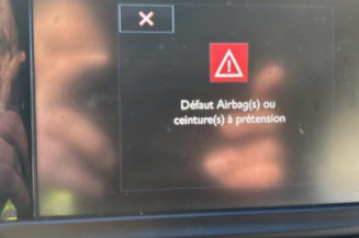 Calculateur moteur PEUGEOT 208 1