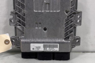 Calculateur moteur PEUGEOT 3008 1 Photo n°1