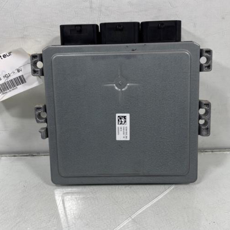 Calculateur moteur PEUGEOT 3008 1 Photo n°4