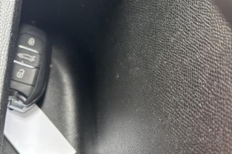 Calculateur moteur PEUGEOT 308 2