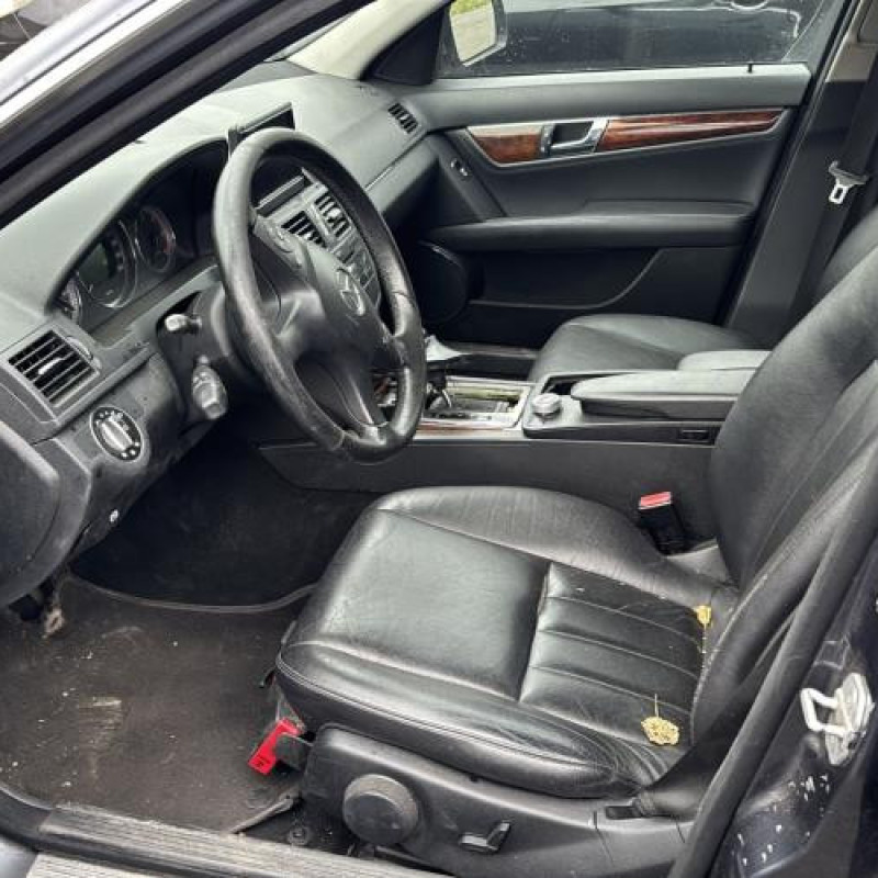 Calandre MERCEDES CLASSE C 204 Photo n°9