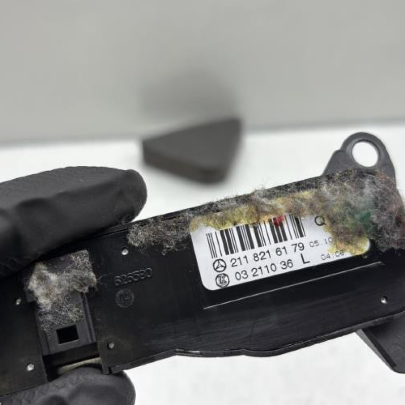 Commande retroviseurs MERCEDES CLASSE CLS 219 Photo n°4