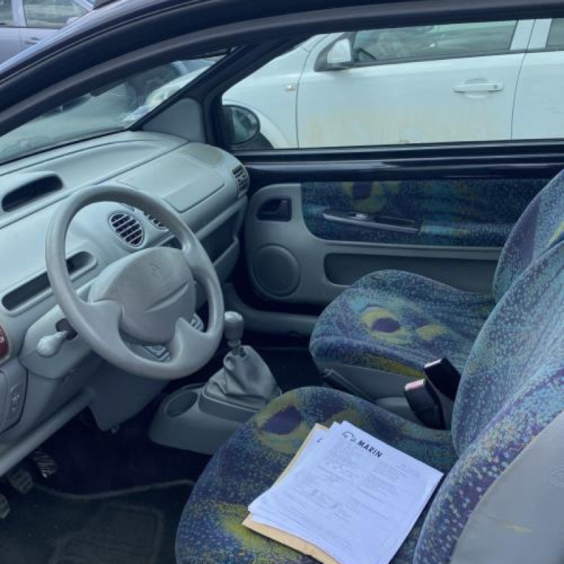 Ceinture avant gauche RENAULT TWINGO 1 Photo n°10
