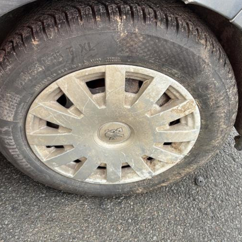 Calculateur moteur PEUGEOT 207 Photo n°17