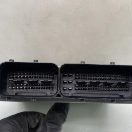 Calculateur moteur VOLKSWAGEN GOLF 6