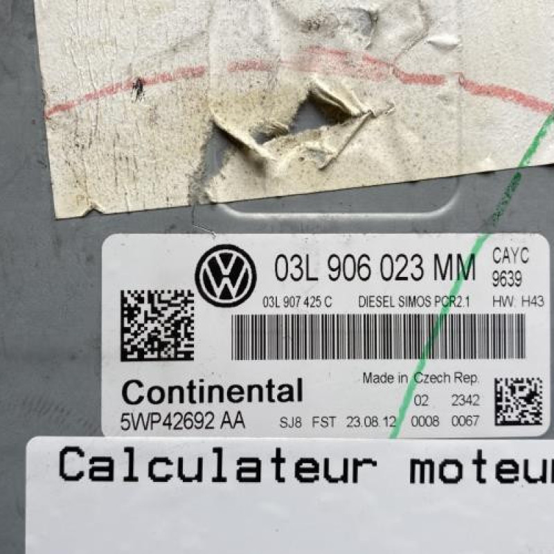 Calculateur moteur VOLKSWAGEN GOLF 6 Photo n°4