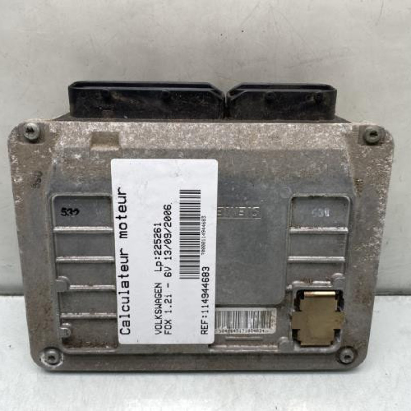 Calculateur moteur VOLKSWAGEN FOX Photo n°4
