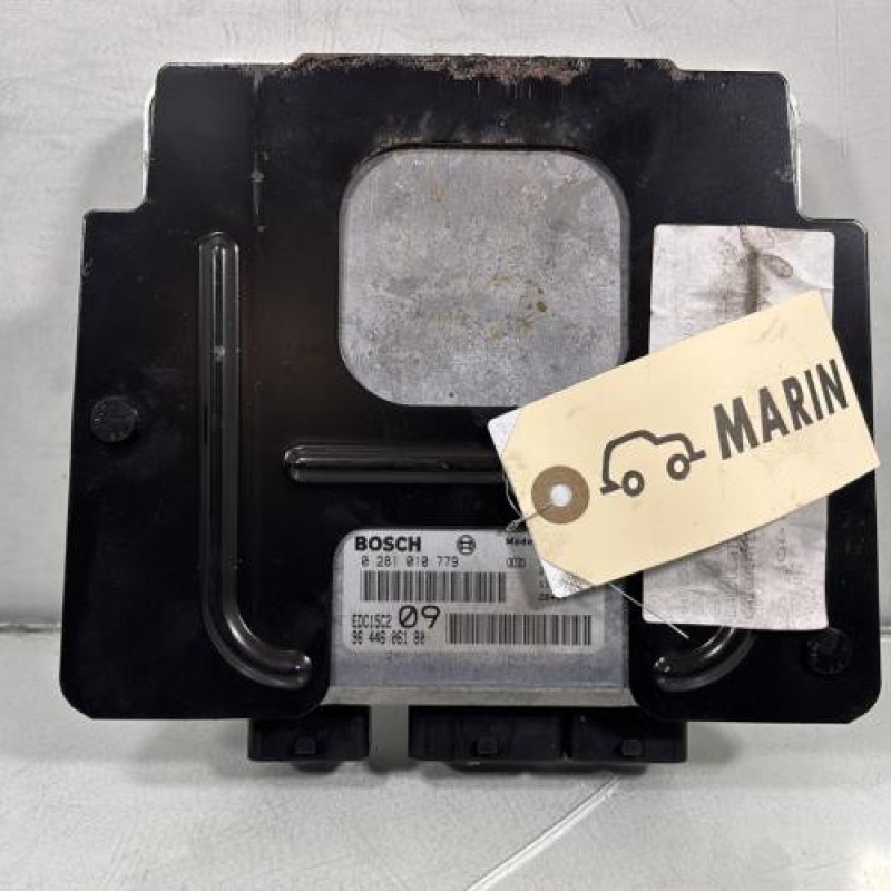 Calculateur moteur PEUGEOT 307 Photo n°2