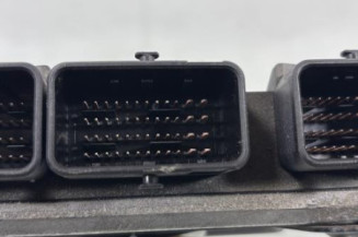 Calculateur moteur PEUGEOT 307