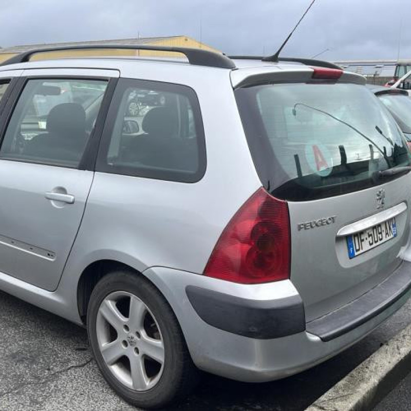 Calculateur moteur PEUGEOT 307 Photo n°9