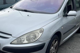 Calculateur moteur PEUGEOT 307