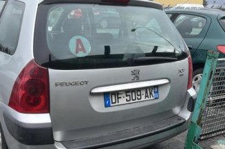 Calculateur moteur PEUGEOT 307