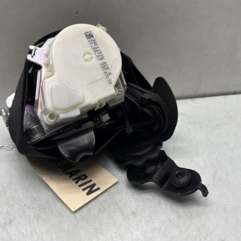 Pretensionneur de ceinture avant droit MERCEDES CLASSE C 204 Photo n°1