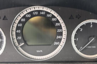 Pretensionneur de ceinture avant gauche MERCEDES CLASSE C 204