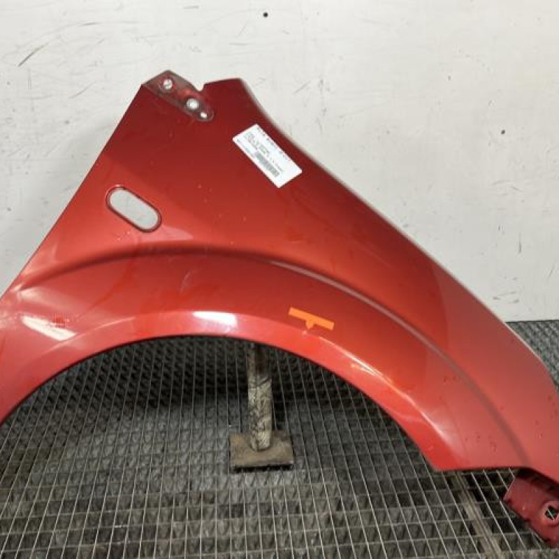 Aile avant droit FORD FIESTA 5 Photo n°1