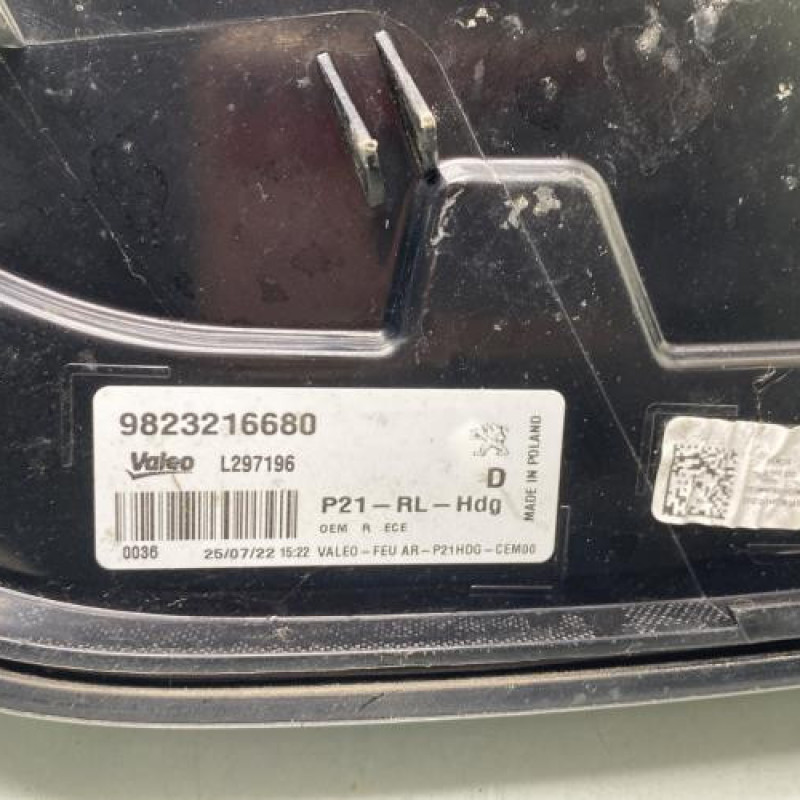 Feu arriere principal droit (feux) PEUGEOT 208 2 Photo n°4