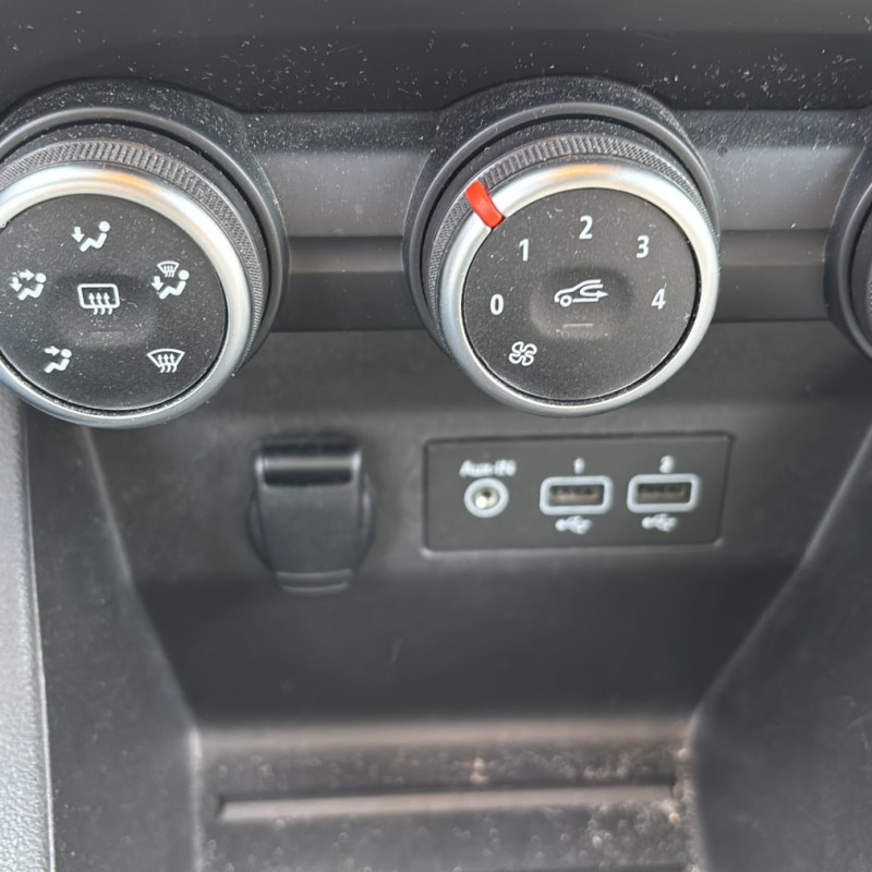 RENAULT CLIO 5 PHASE 1 1.5 BLUE DCI - 8V TURBO Photo n°8