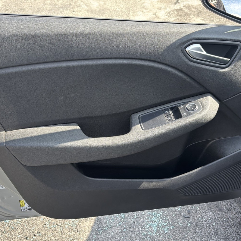 RENAULT CLIO 5 PHASE 1 1.5 BLUE DCI - 8V TURBO Photo n°21