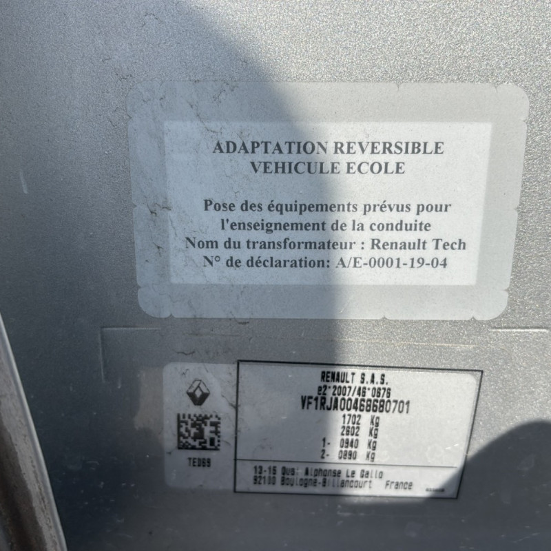 RENAULT CLIO 5 PHASE 1 1.5 BLUE DCI - 8V TURBO Photo n°37