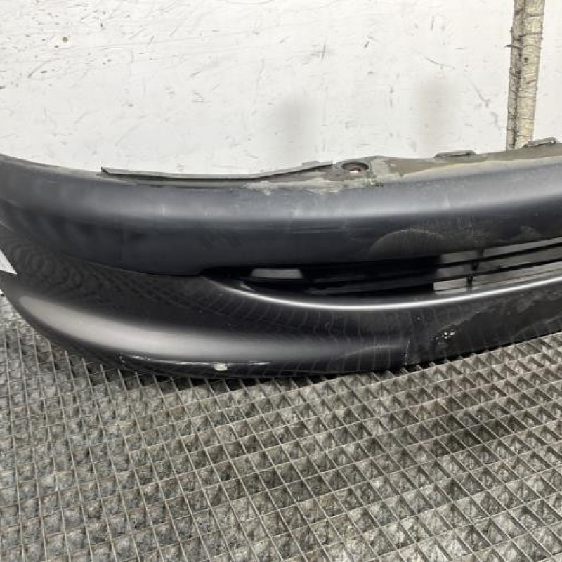 Pare choc avant PEUGEOT 206 Photo n°2