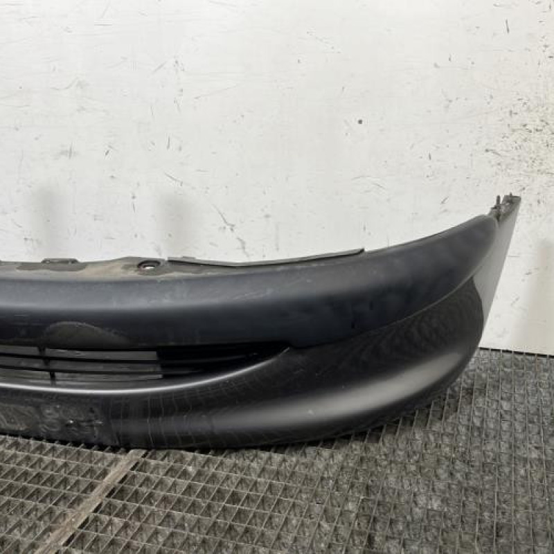 Pare choc avant PEUGEOT 206 Photo n°3