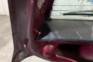 Malle/Hayon arriere CITROEN SAXO