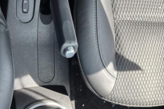 Pare choc arriere RENAULT CLIO 3