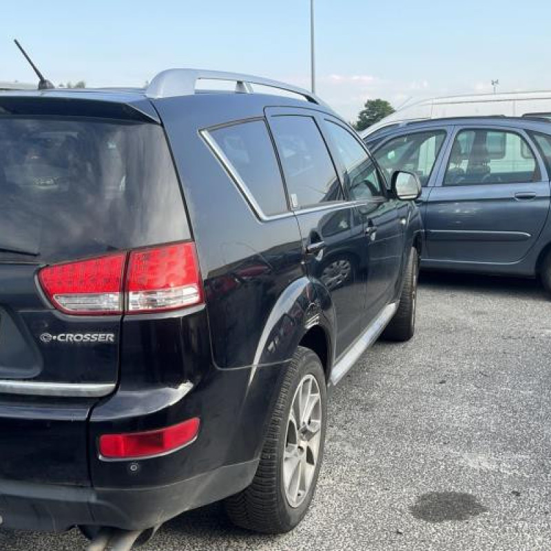 Plage arriere CITROEN C-CROSSER Photo n°14