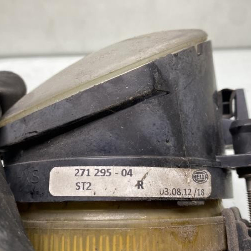 Anti brouillard droit (feux) VOLKSWAGEN SCIROCCO 3 Photo n°4