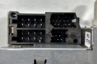 Arret de porte avant gauche OPEL CORSA C