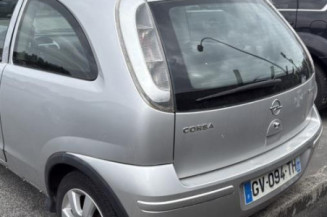 Arret de porte avant gauche OPEL CORSA C