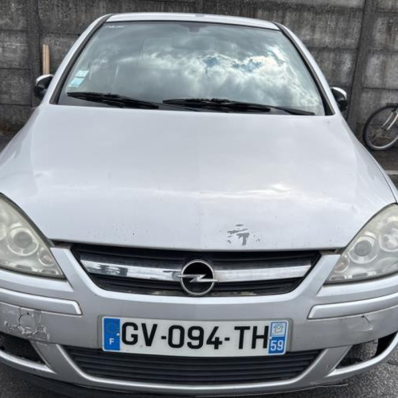 Arret de porte avant gauche OPEL CORSA C Photo n°17