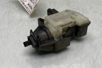 Actionneur verrou trappe d'essence DS DS4 1 Photo n°1