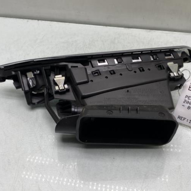 Aerateur tableau de bord avant gauche PEUGEOT 2008 1 Photo n°2