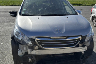 PEUGEOT 2008 1 PHASE 1 1.2 VTI - 12V Photo n°1