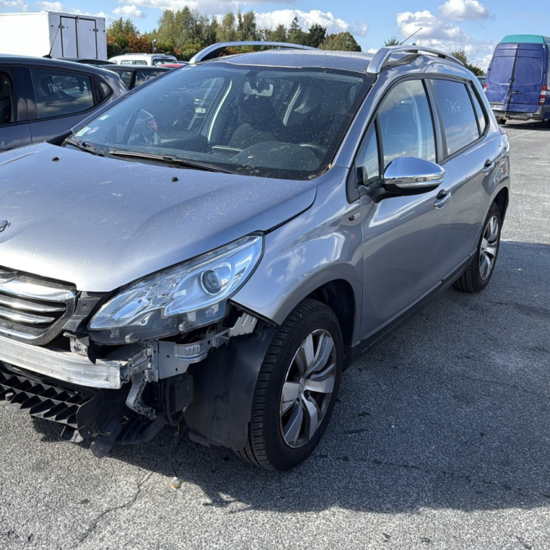 PEUGEOT 2008 1 PHASE 1 1.2 VTI - 12V Photo n°2