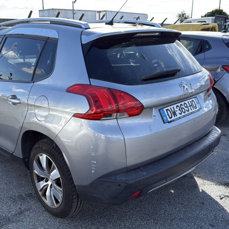 PEUGEOT 2008 1 PHASE 1 1.2 VTI - 12V Photo n°5