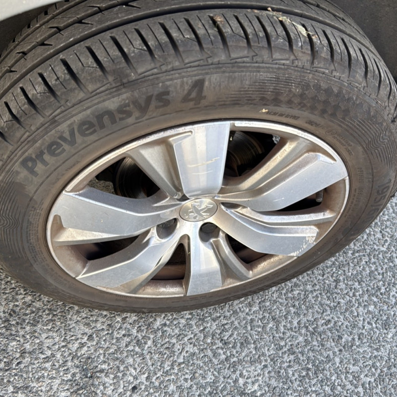 PEUGEOT 2008 1 PHASE 1 1.2 VTI - 12V Photo n°15