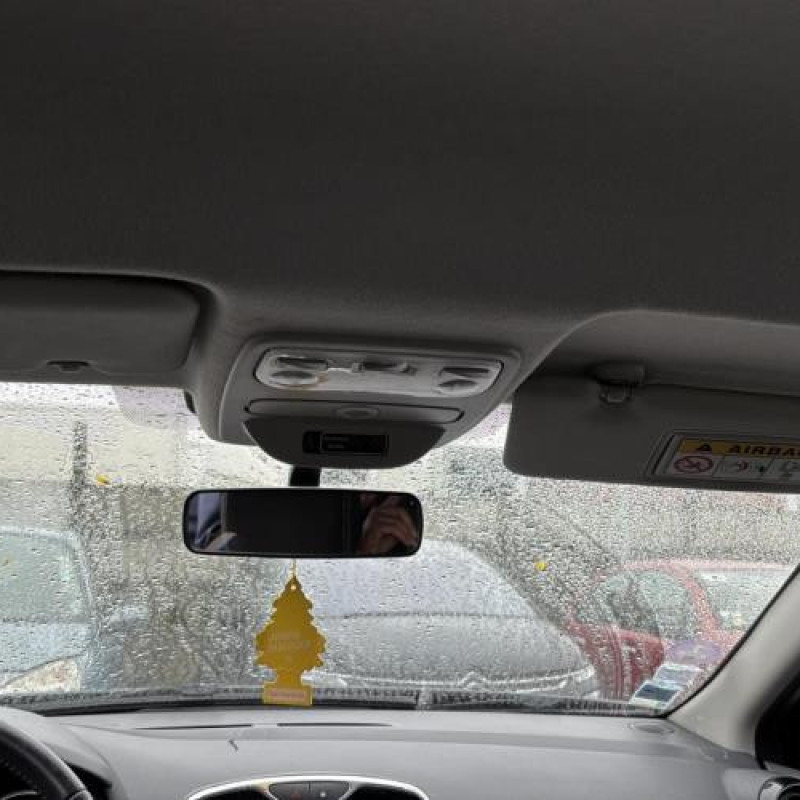 Boitier UCH RENAULT CLIO 4 Photo n°12