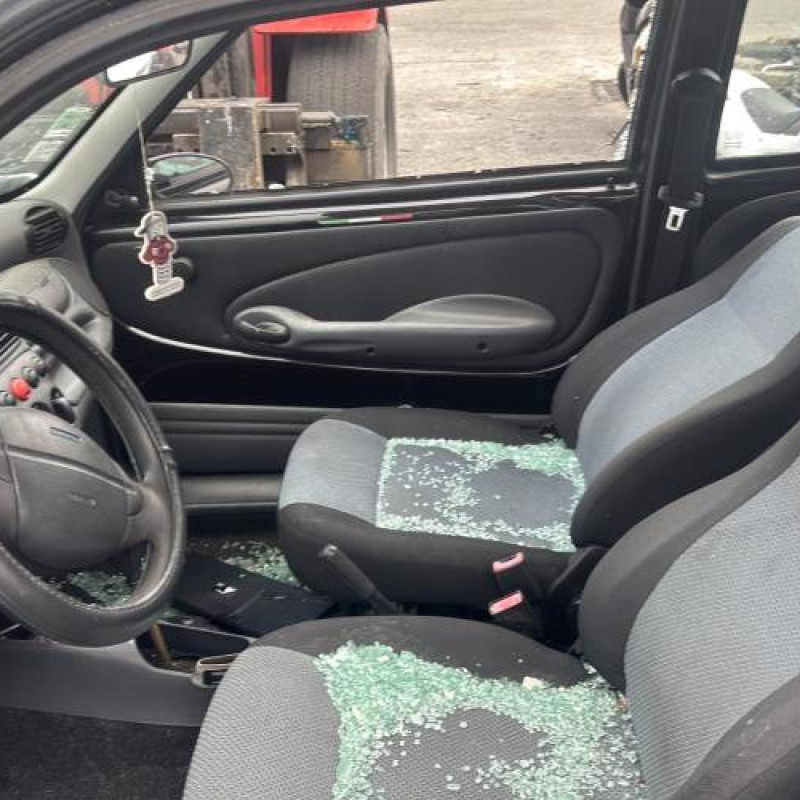 Porte avant droit FIAT SEICENTO Photo n°16