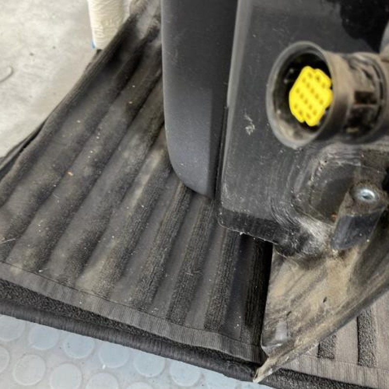 Porte arriere gauche ALFA ROMEO 147 Photo n°6