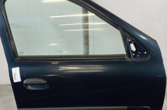 Porte avant droit RENAULT CLIO 2 Photo n°1