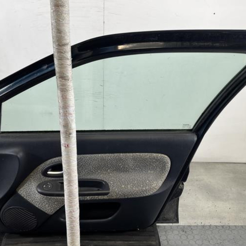 Porte avant droit RENAULT CLIO 2 Photo n°6